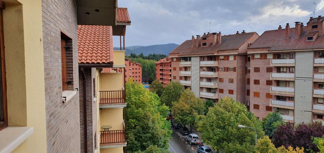 Apartamento Naturaleza 2000 4º Jaca Eksteriør billede