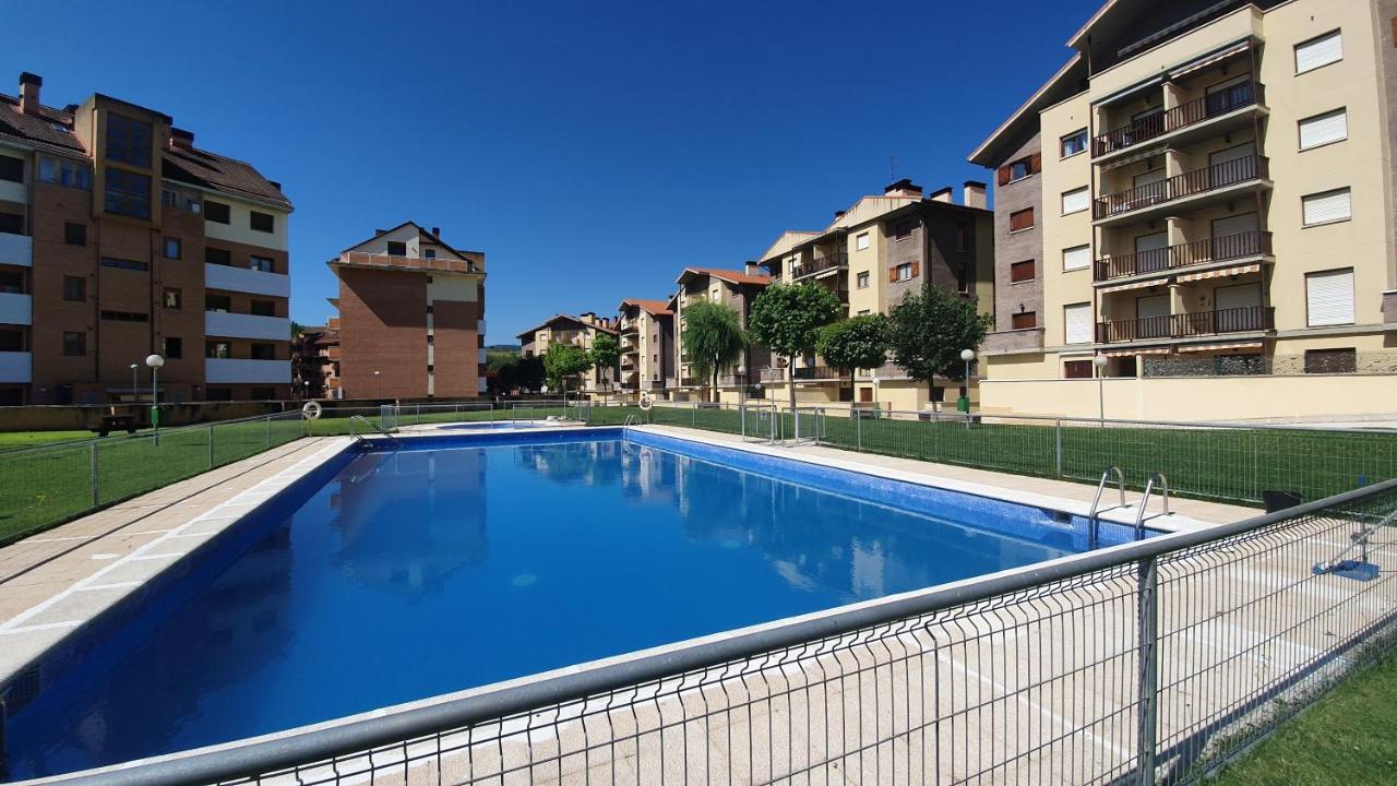 Apartamento Naturaleza 2000 4º Jaca Eksteriør billede